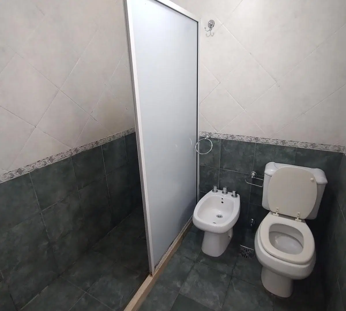 Departamento en Nuestra Señora de Lourdes. 1 Dormitorio. Balcon. Parrillero 4