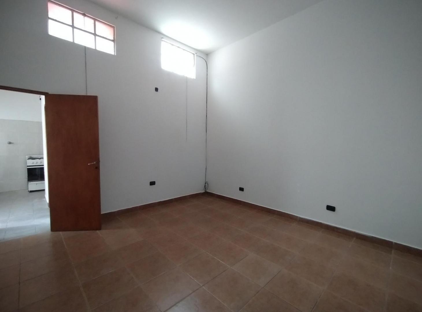Foto de Dpto de pasillo. Centro, 1 dormitorio, Patio, imagen 4