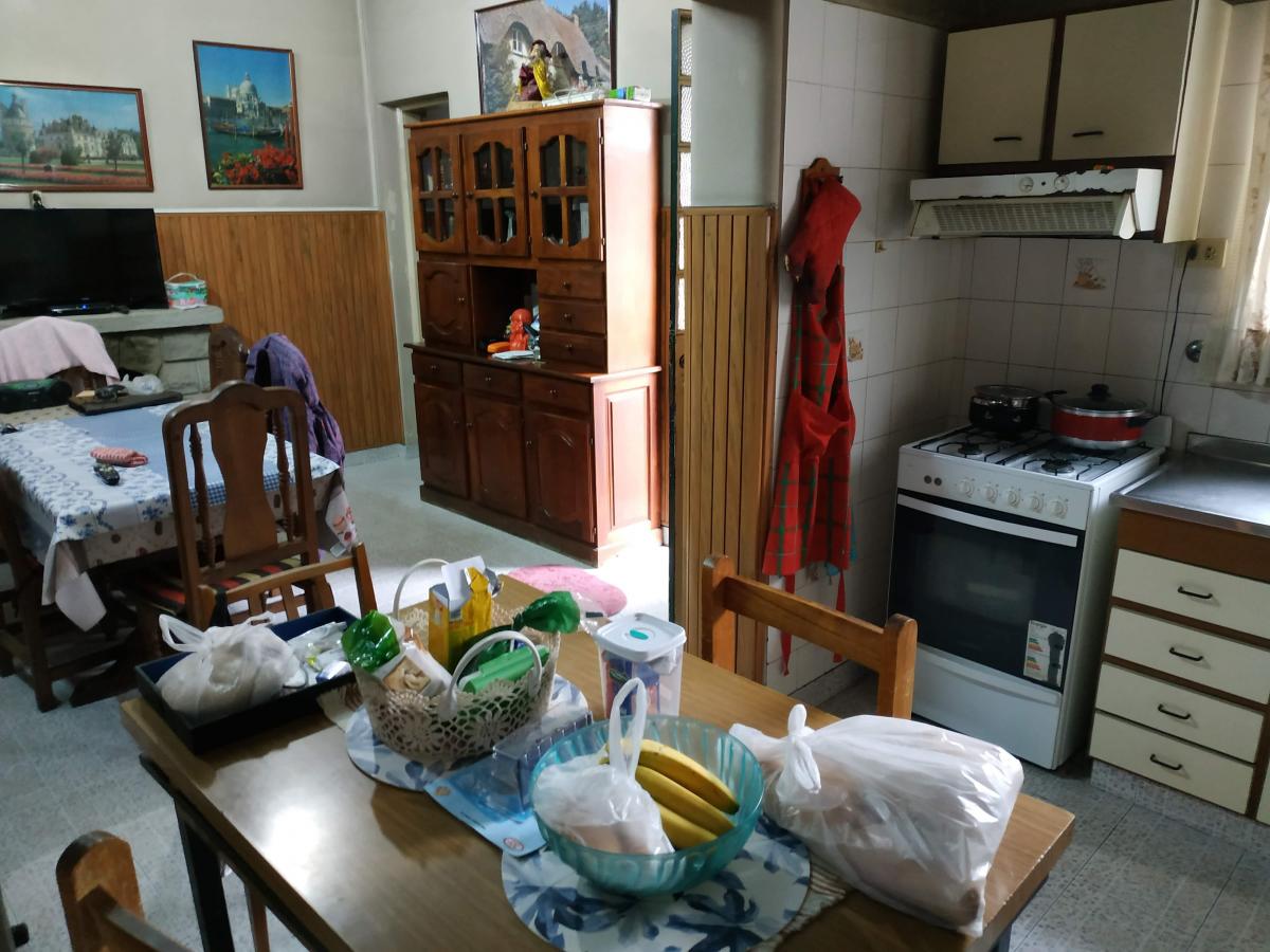 Montevideo 2342 - Terreno con Casa a Reciclar 2
