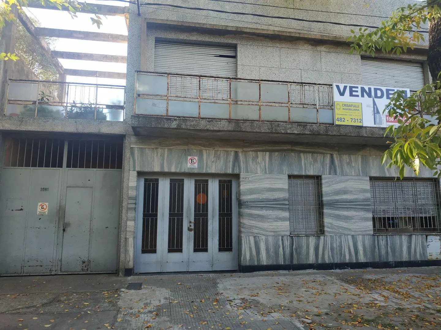 APTA CREDITO. Lavalle 2059 - Casa de 3 dormitorios con Galpón 3