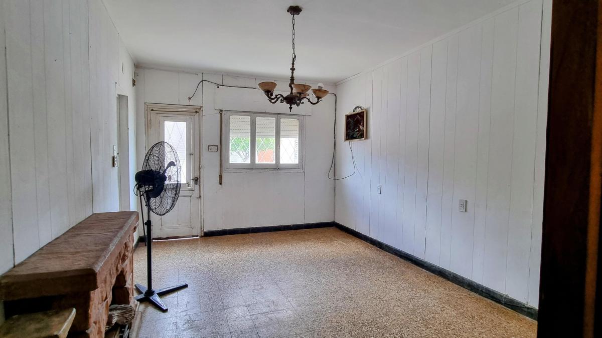 Venta Casa 2 Dormitorios con Patio y Garage - Zona Norte.
