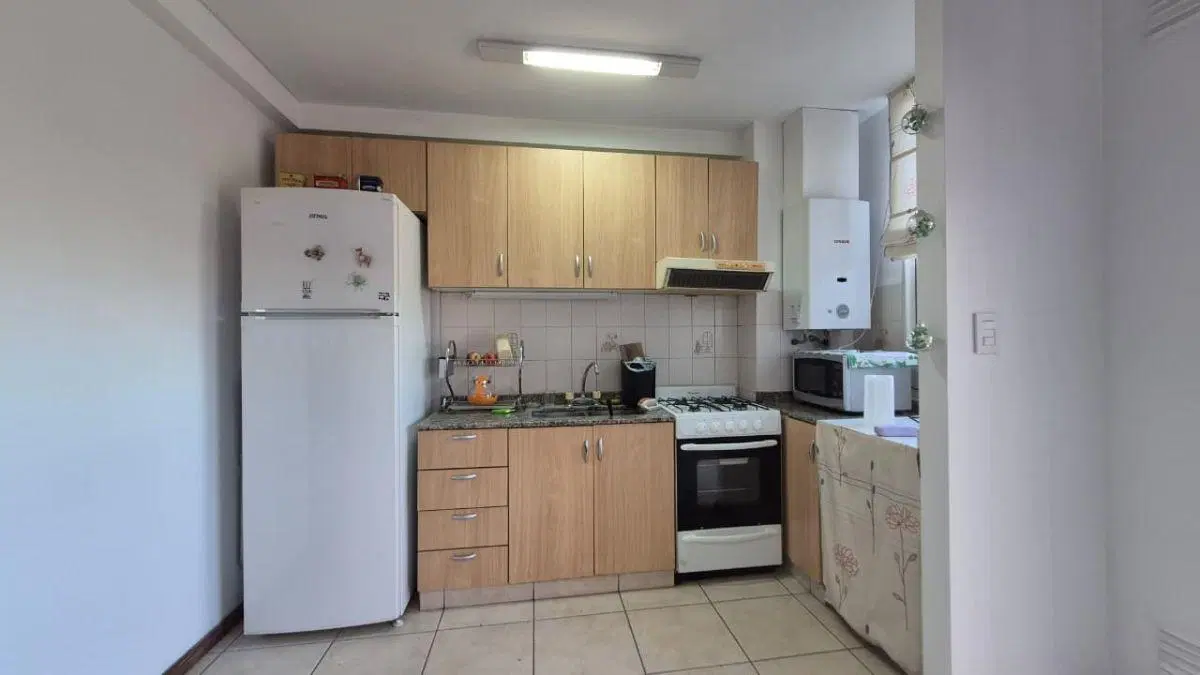 Departamento Amoblado Completo de 1 Dormitorio en Alquiler - French 730, Arroyito Río. 3