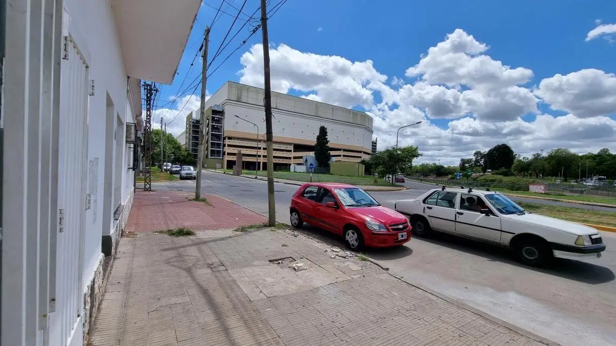 Casa en Alquiler - Mercante Al 100, Arroyito, Zona Norte. 2