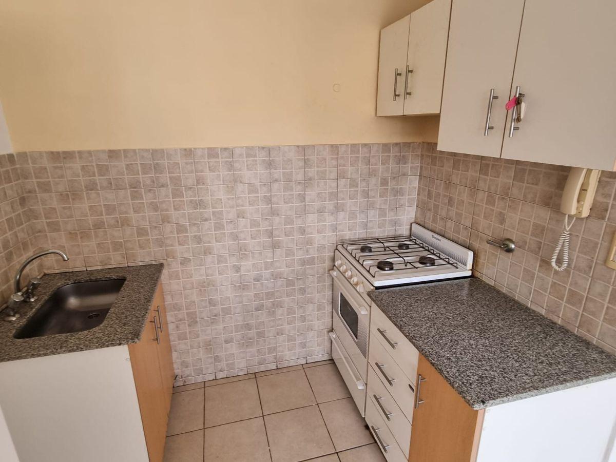 Foto de Alquiler Departamento 1 Dormitorio con Balcón al frente - Juan Manuel de Rosas al 2200.-, imagen 4