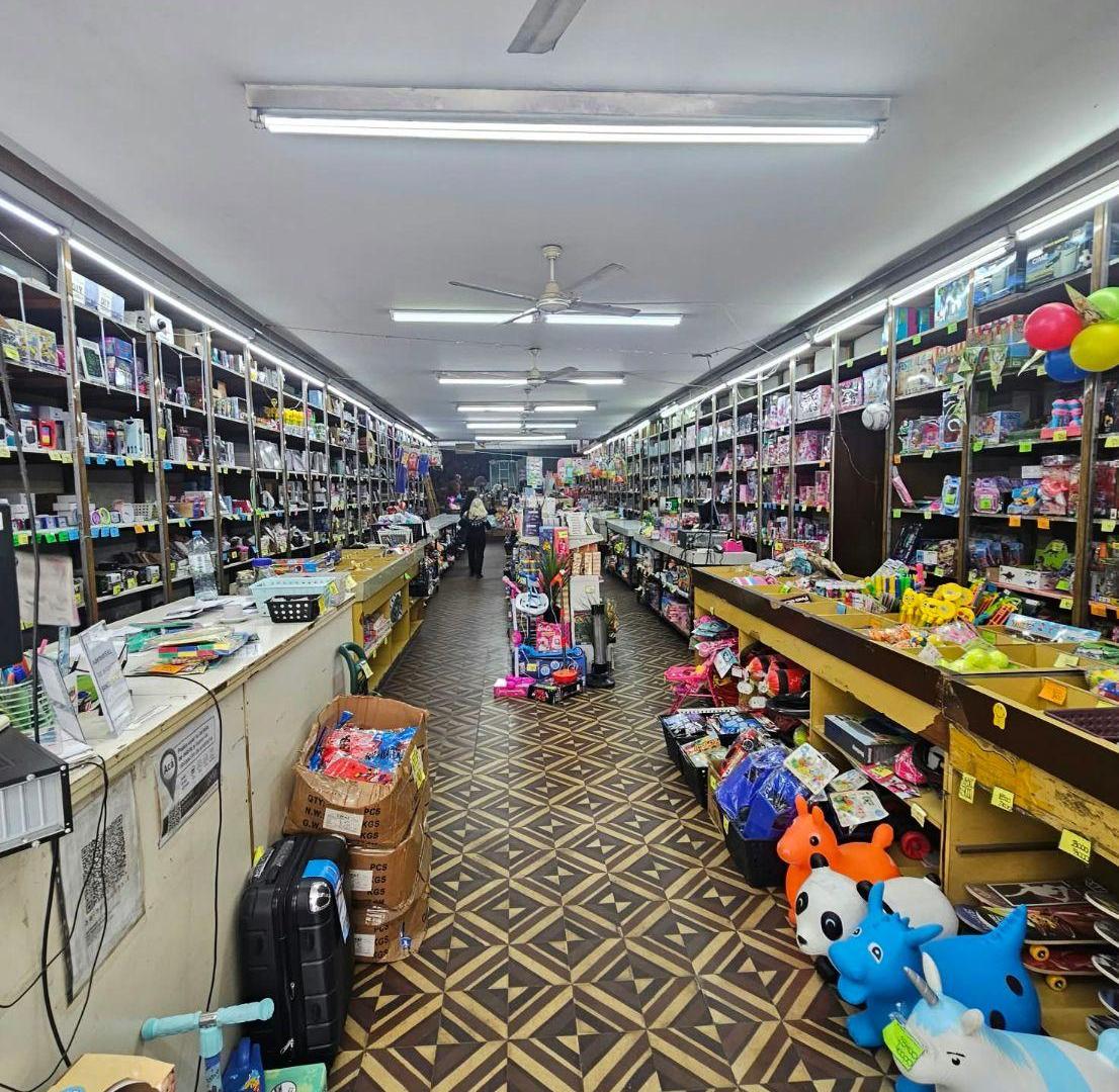 Foto de Importante Local Comercial 250 m2 Zona Mayorista/Minorista en calle San, imagen 2
