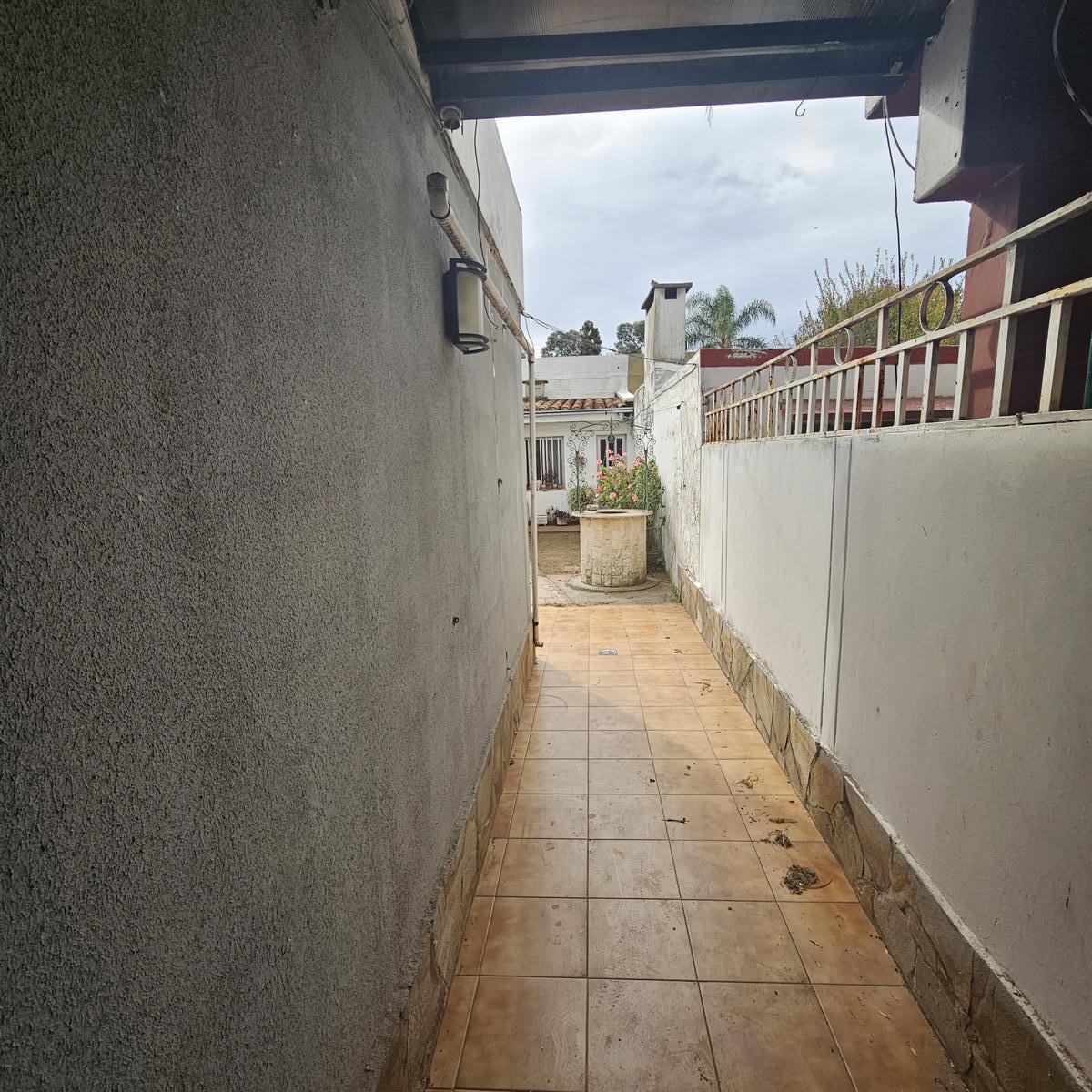 Grad. Baigorria Residencial, Casa Al Frente, Garage Doble, Jardin, Quincho. 5