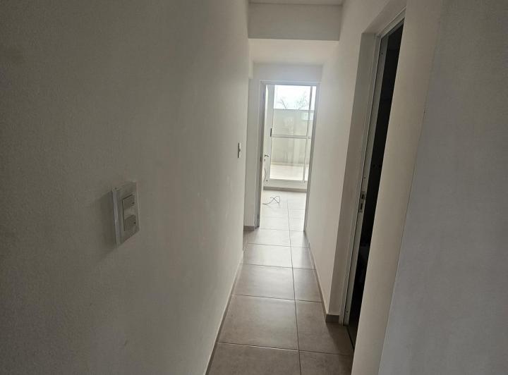 Av .San Martin 900 moderno COCHERA Y PATIO, AMENIDADES 3