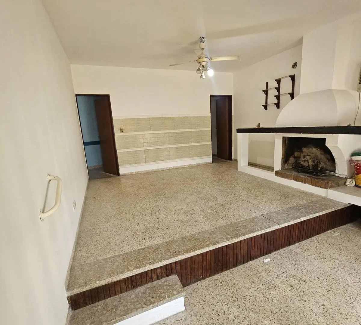 Casa alquiler albedi, patio y asador, garage, terraza con cuarto usos multiples 2