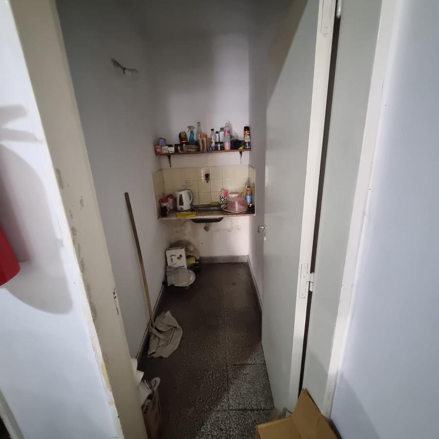 Foto de Local comercial sobre Avenida Arijon, imagen 1