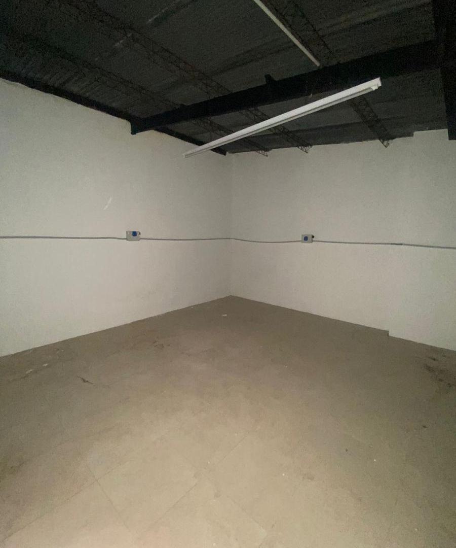 Foto de Local Comercial al frente con Vivienda o Deposito., imagen 1