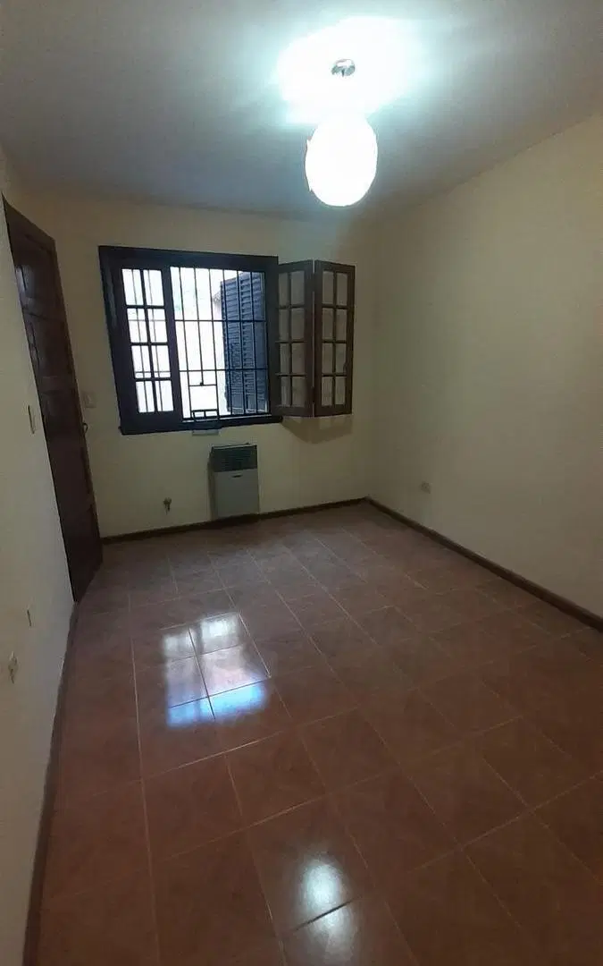Casa, alquiler, cochera, patio, 3 dormitorios, Arroyito 1