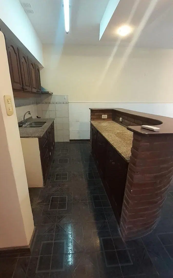 Casa, alquiler, cochera, patio, 3 dormitorios, Arroyito 2