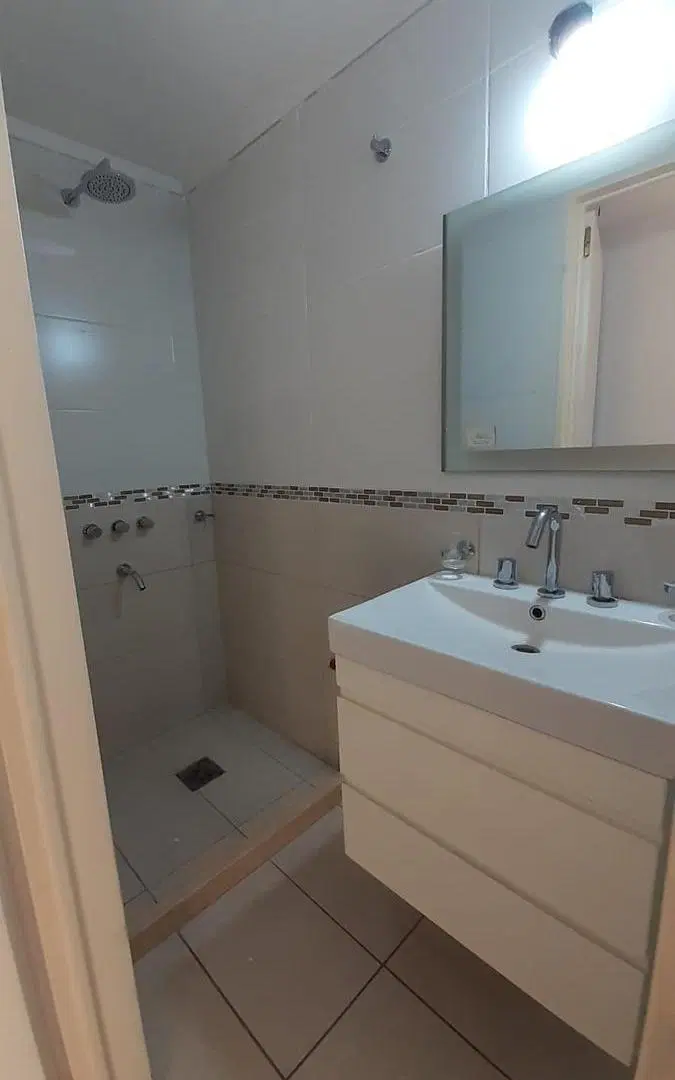 Departamento 2 Dormitorios con dos cocheras - Granadero Baigorria 5