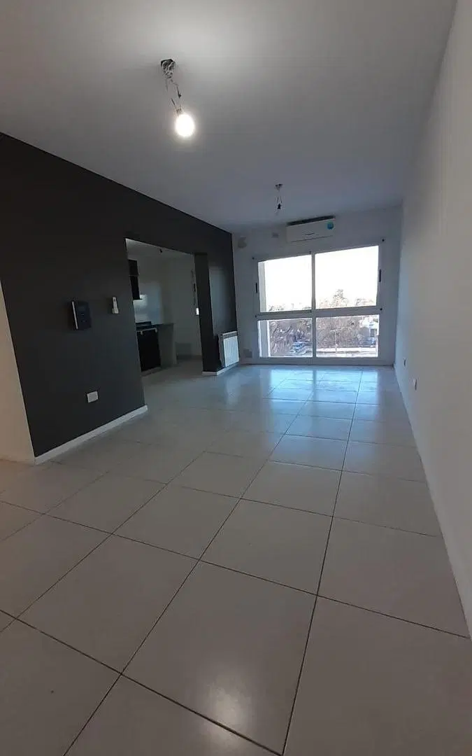 Departamento 2 Dormitorios con dos cocheras - Granadero Baigorria 2