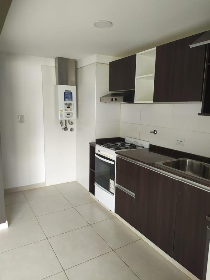 Foto de Departamento de 2 dormitorios con cochera - Granadero Baigorria, imagen 4