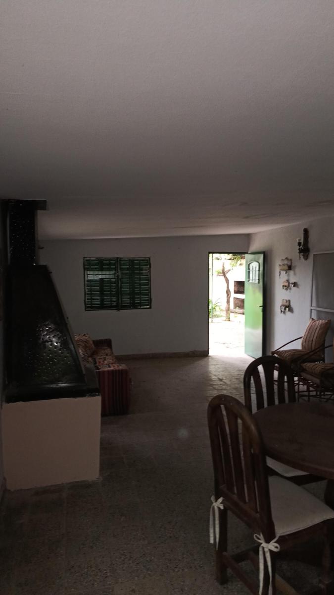 Crespo 200 - Pueblo Esther - Casa de 3 Dorm. y 2 Baños 4