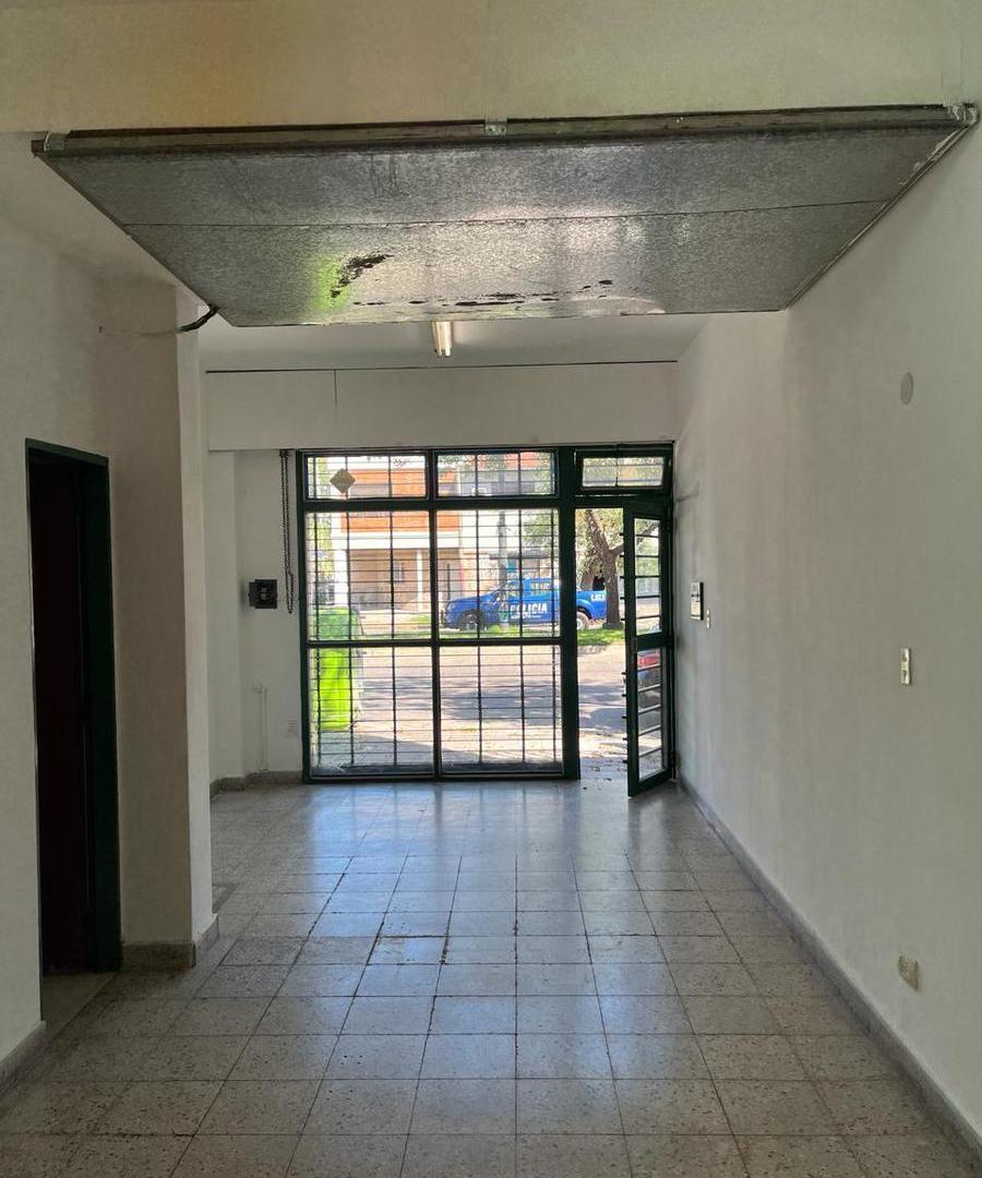 Foto de Local en Bv Segui, imagen 4