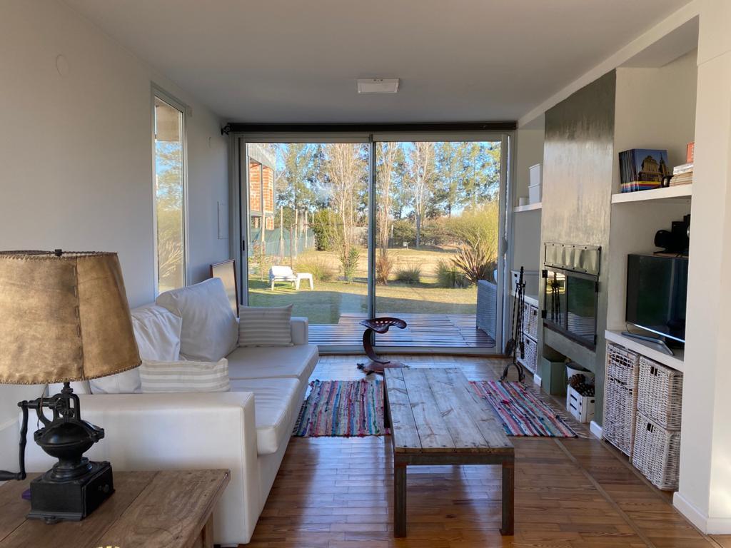 Casa en Venta 2 Dormitorios - Barrio cerrado - Los Pasos 1 - Fisherton