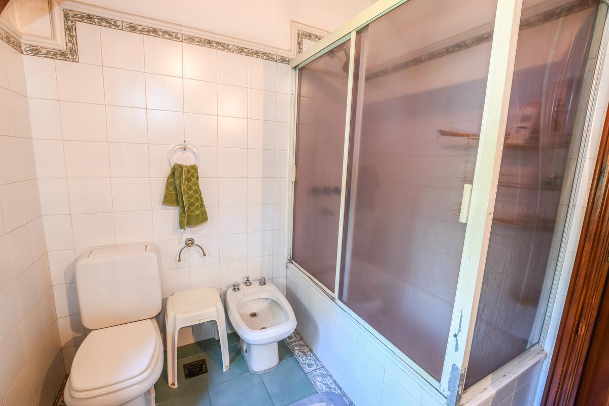 Casa de 4 Dorm. en Venta con Pileta Parrillero Quincho Fisherton Rosario 4