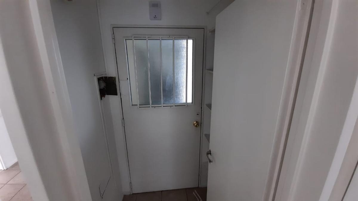Oficina de 48 mts2 en venta La Favorita Luminosa Centro