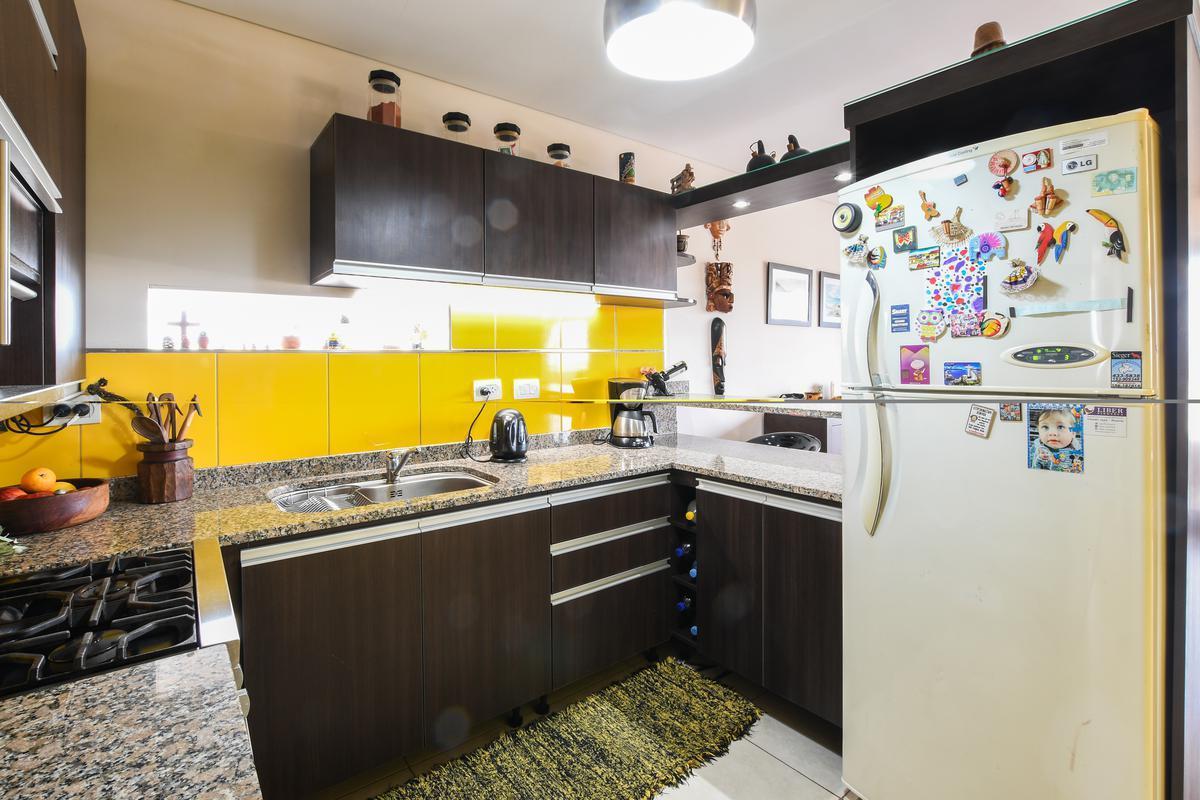 Foto de Departamento de 2 dormitorios piso exclusivo en venta con parrillero, imagen 3