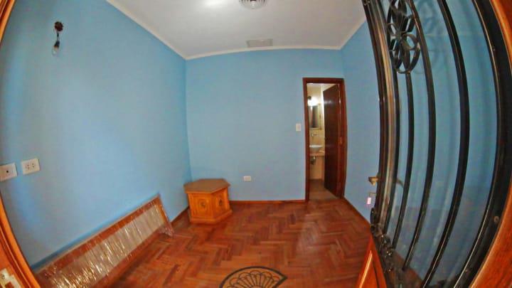 Casa Amplia en Venta Apta Para Vivienda o Uso Comercial Parque Independencia Centro Rosario 4