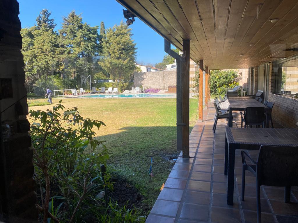 Gran Casa de 5 Dorm. con Pileta en Fisherton 4