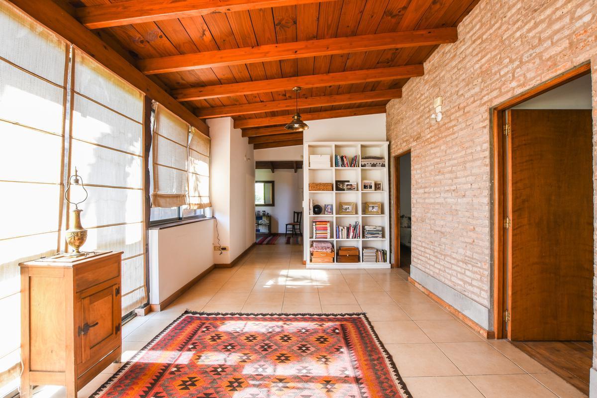 Casa Venta 3 Dorm. Piscina Los Álamos Club de Campo Ibarlucea 3
