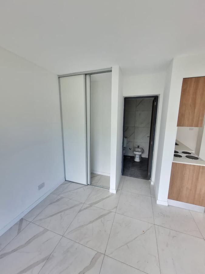 Foto de DEPARTAMENTO VENTA MONOAMBIENTE ECHESORTU ROSARIO, imagen 2