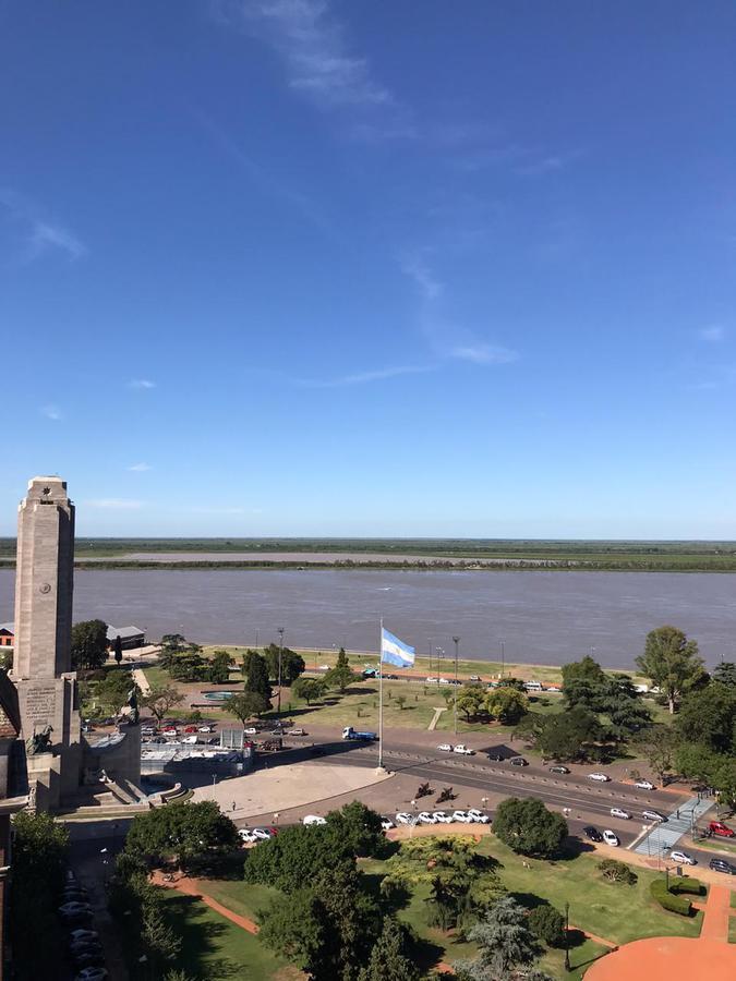 Departamento Venta 3 Dorm. Vista Al Rio Barrio Martin Centro Rosario 2