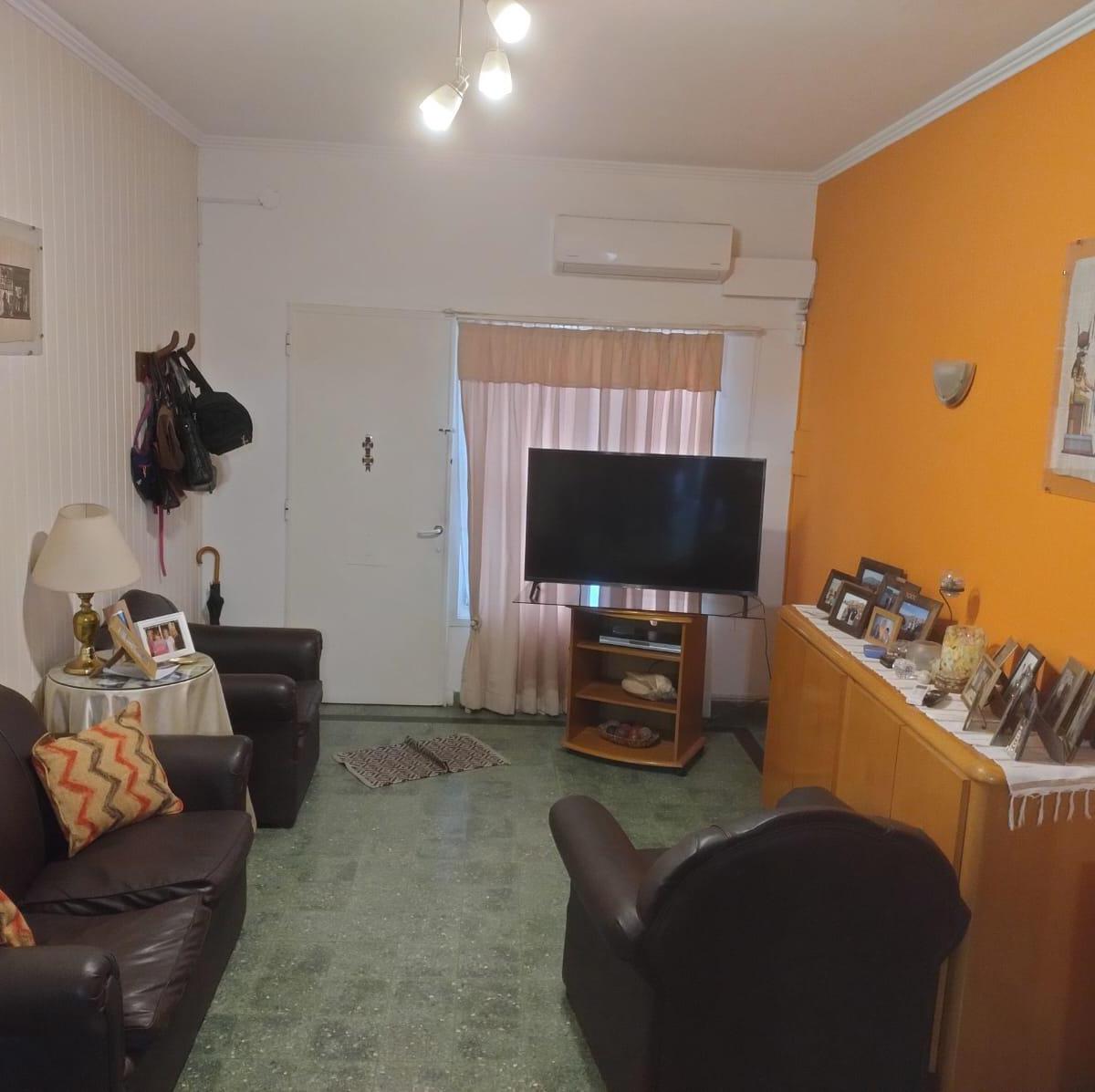 Casa de 3 Dorm. con Jardin y Quincho 3