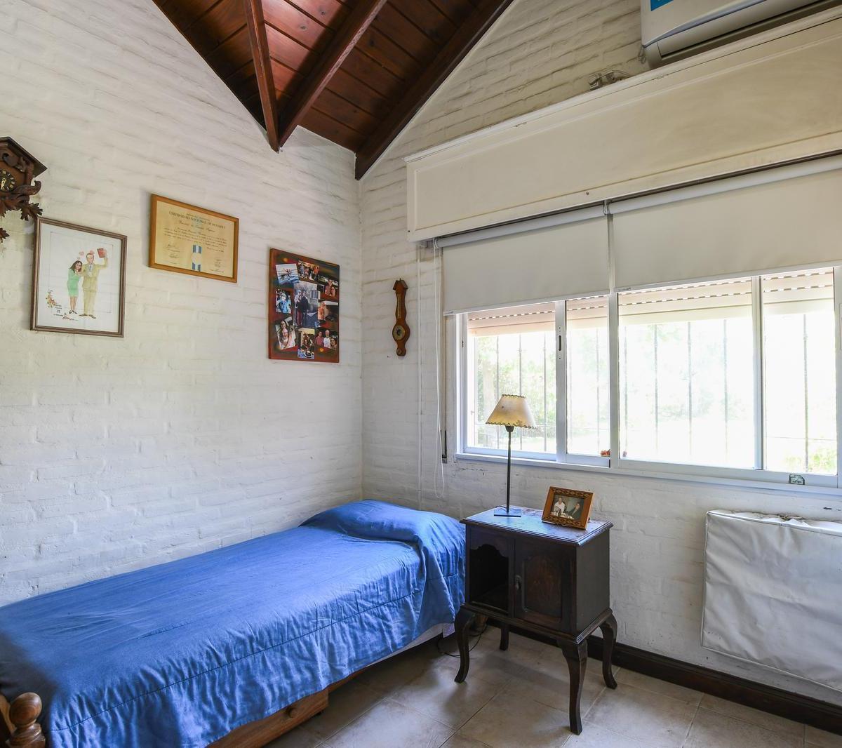 Casa en Planta Baja 3 / 4 Dorm. - Quincho - Pileta 1