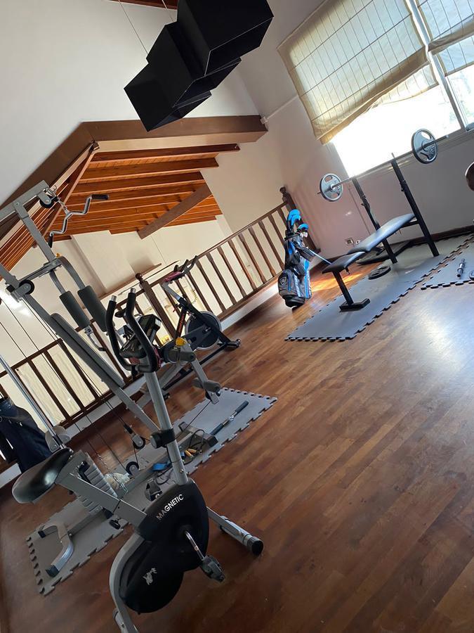 Casa en Venta - Barrio Country Golf 4 Dorm. - Fisherton 3