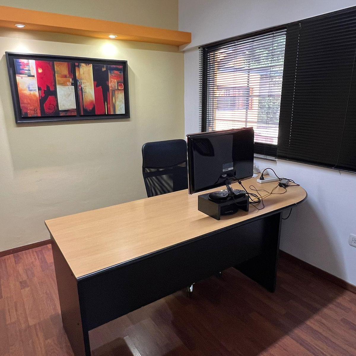 Inmueble de Uso Comercial - Amplio Terreno Sobre Newbery 2