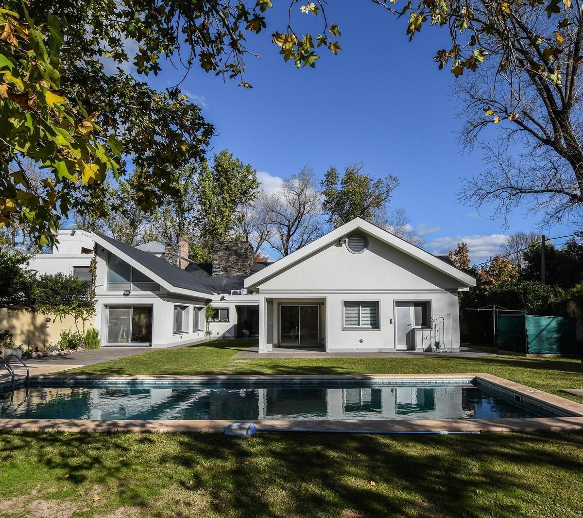 Casa a La Venta en Fisherton - Planta Baja - 4 Dorm. 2