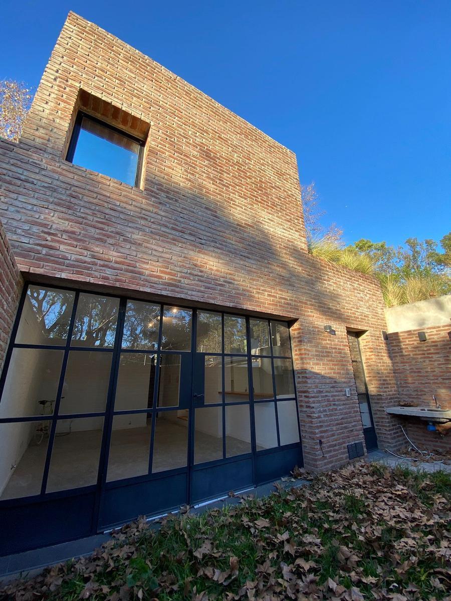 Casa en Venta Duplex en Granadero Baigorria 4