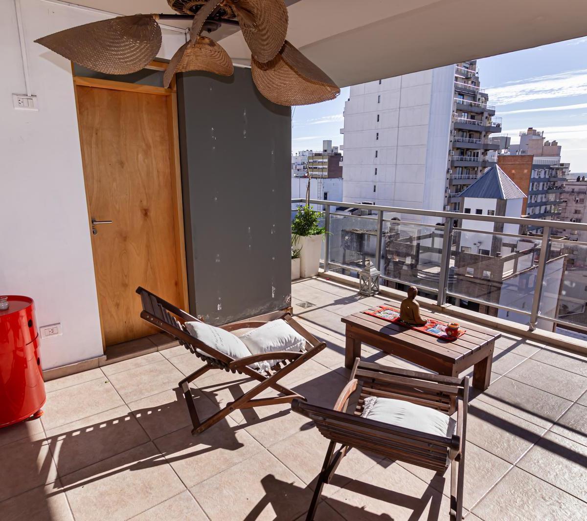 Departamento en Venta Piso Exclusivo con Cochera - Zona Rio 3