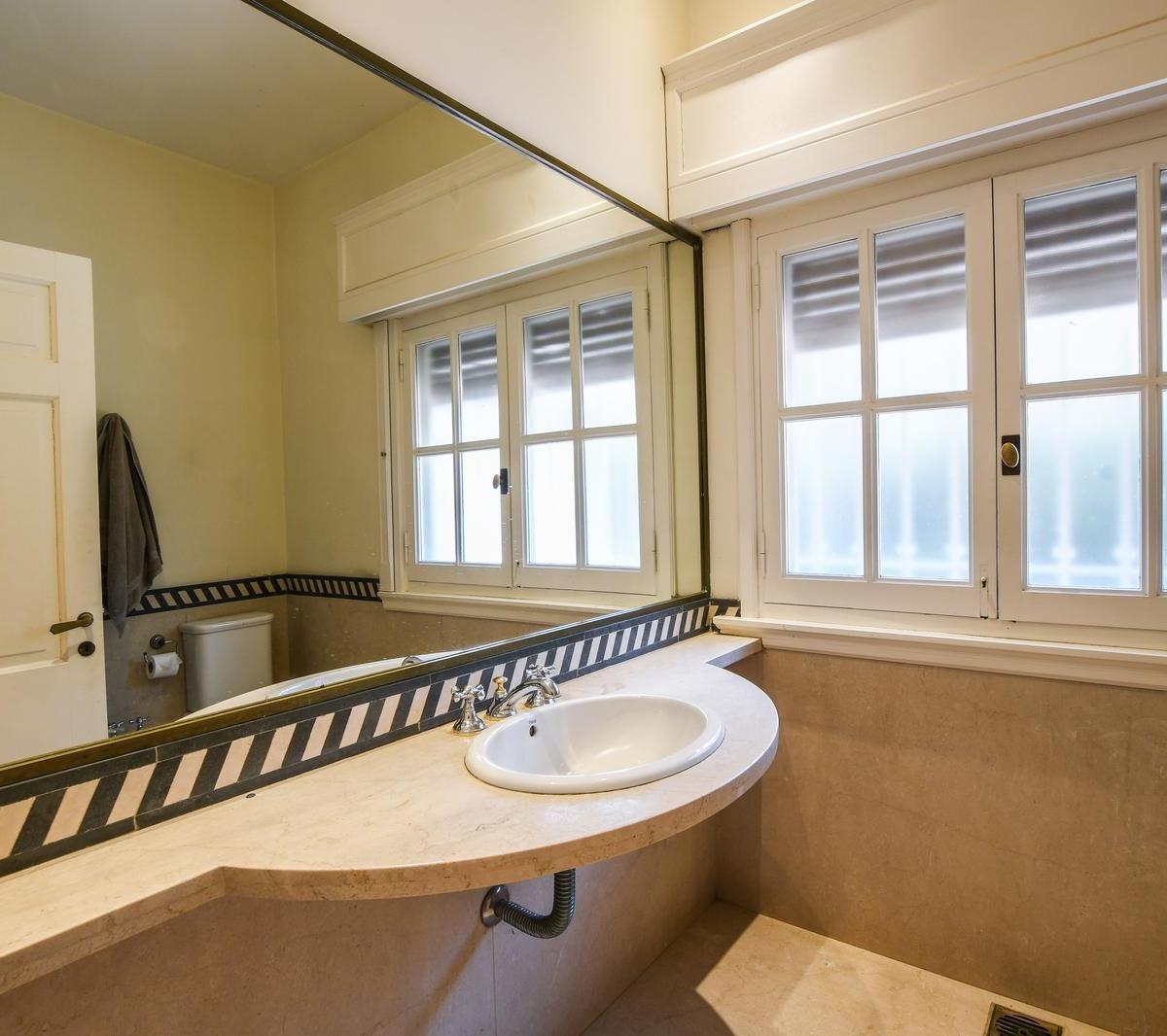 Casa Fisherton Tradicional - Venta 3/ 4 Dorm. - Planta Baja - Quincho - Pileta 2