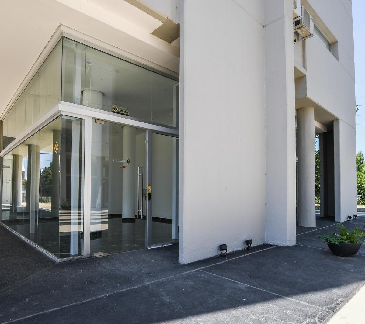 Departamento en Venta - 3 Dormitorios - Fisherton View - Amenitis