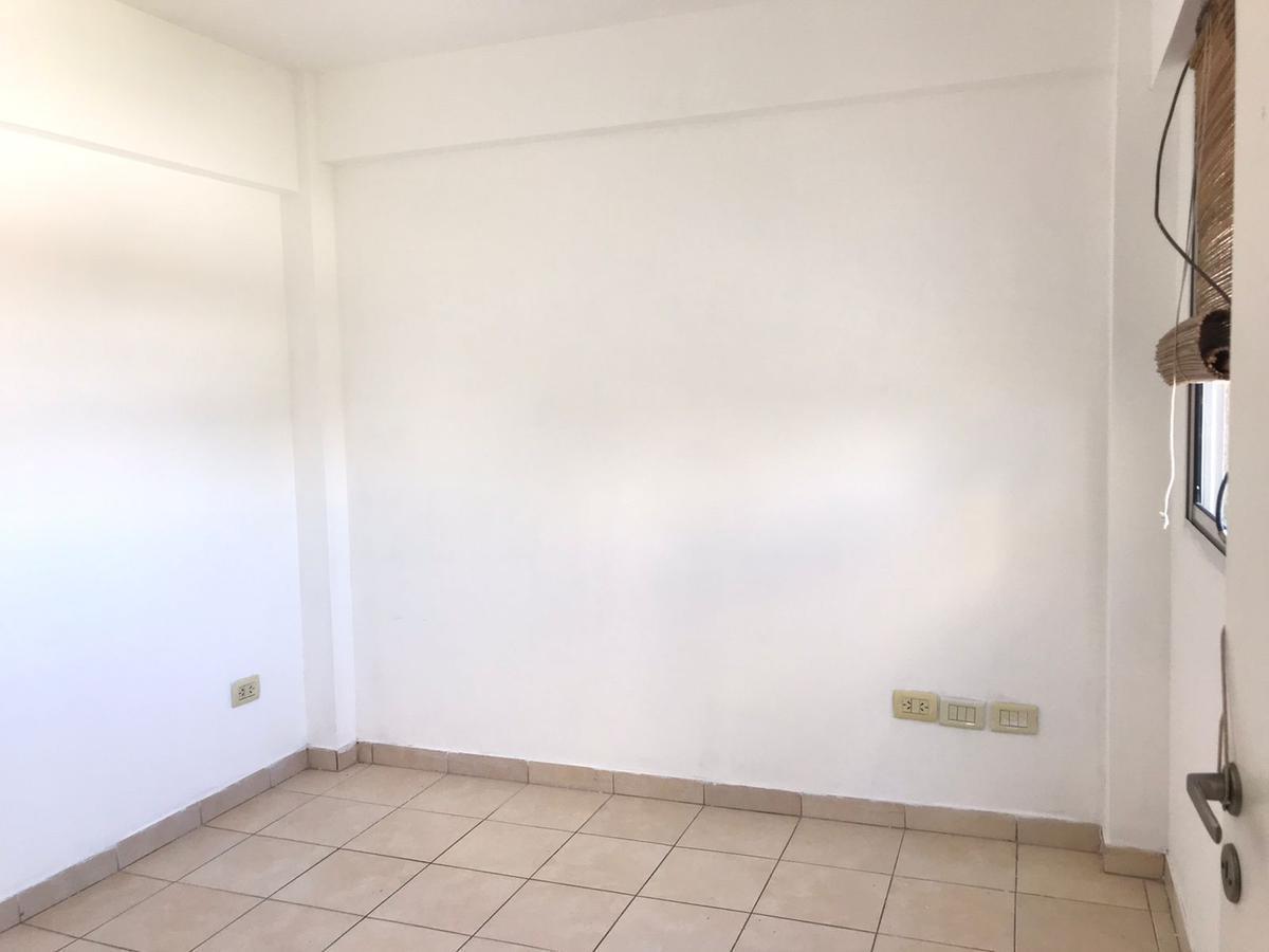 Foto de DEPARTAMENTO VENTA UN DORMITORIO ECHESORTU ROSARIO, imagen 2