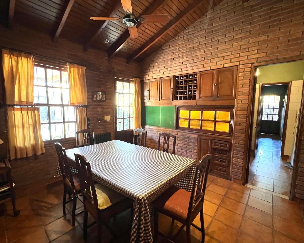 Casa en Venta Fisherton 5 Dorm. 5