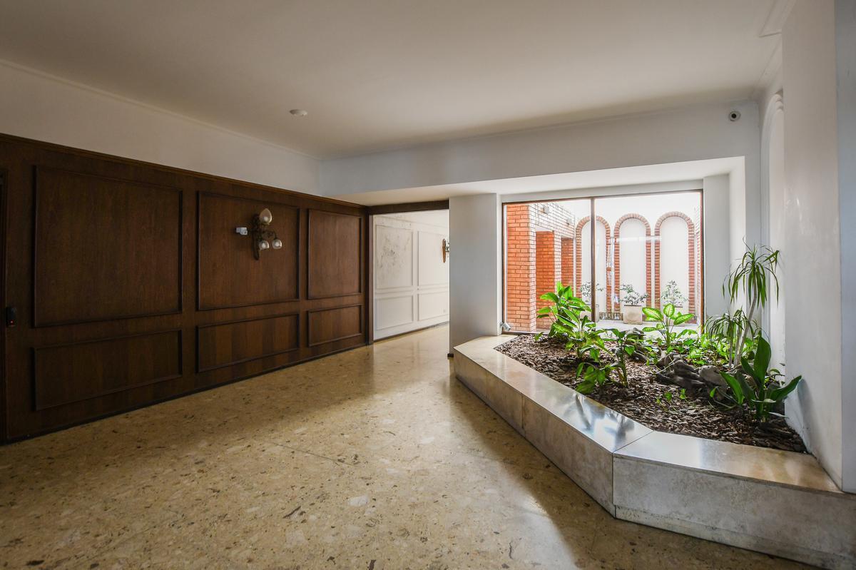 Departamento Venta 4 Dorm. Balcón Terraza 2 Cocheras Centro 3