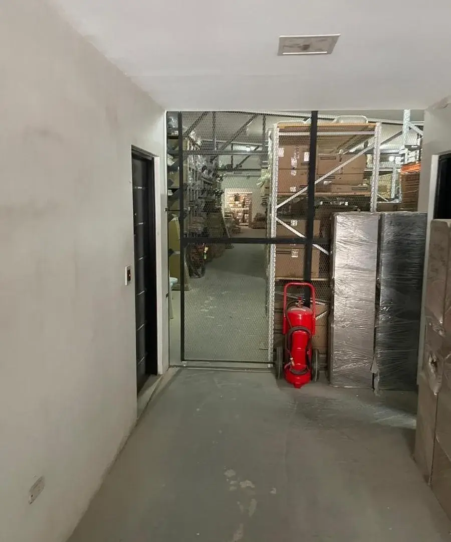 Depósito en Venta Fisherton 5