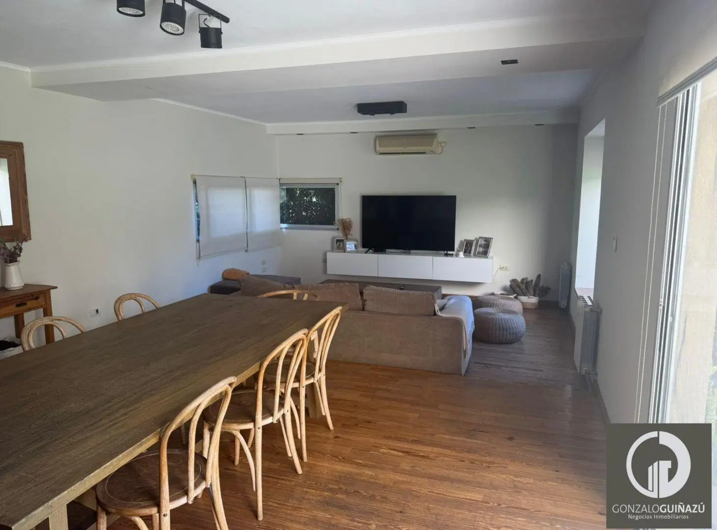 Casa 3 dormitorios , pileta 4