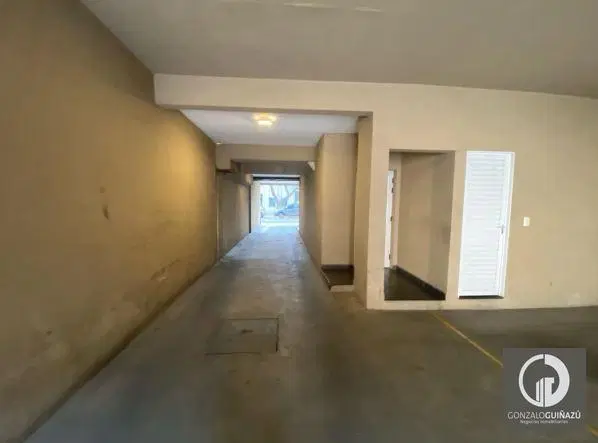 Cochera en Venta. Centro 4