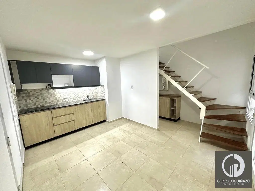 Dúplex 1 Dormitorio con Patio - Lourdes, Centro - Rosario 2