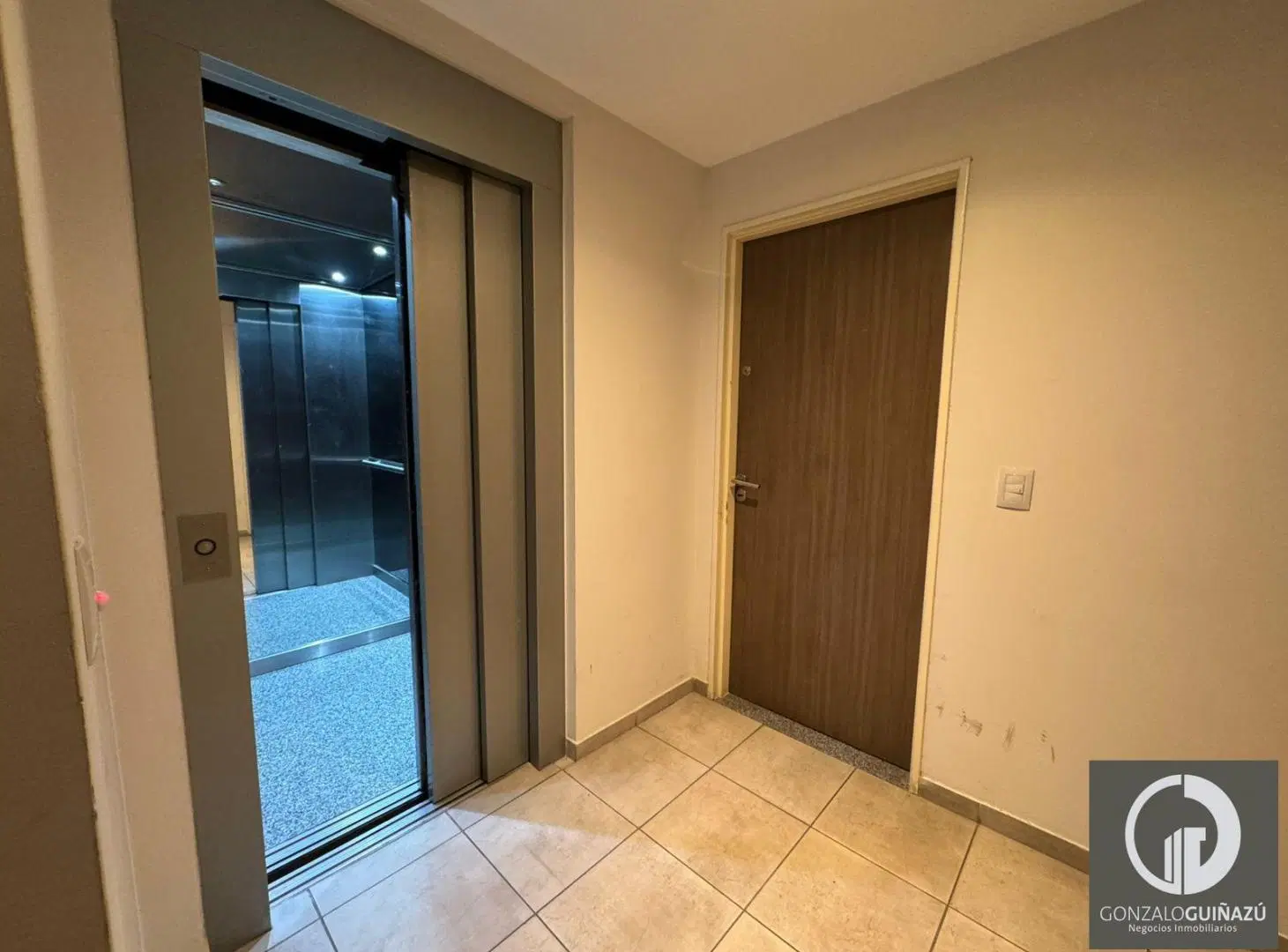DEPARTAMENTO VENTA MONOAMBIENTE BALCON FRENTE CENTRO ROSARIO 2