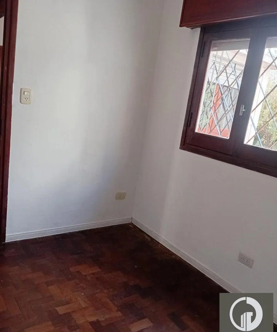 Casa de pasillo en Alquiler - Macrocentro 4