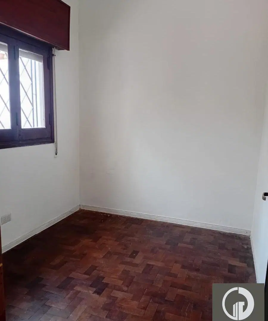 Casa de pasillo en Alquiler - Macrocentro 3