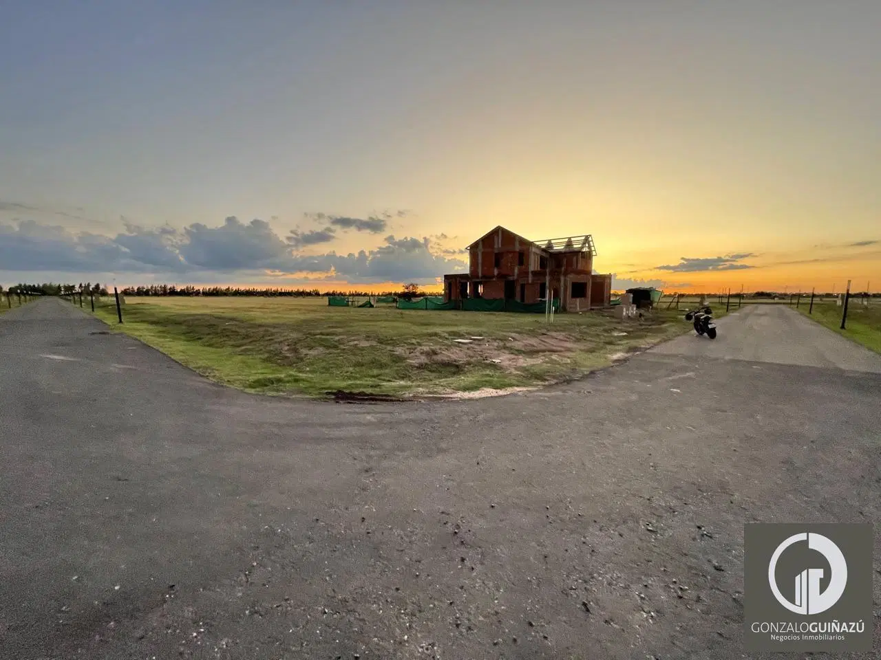 TERRENO 830 Mts2 ESQUINA COUNTRY LOS PASOS III FISHERTON ROSARIO 4